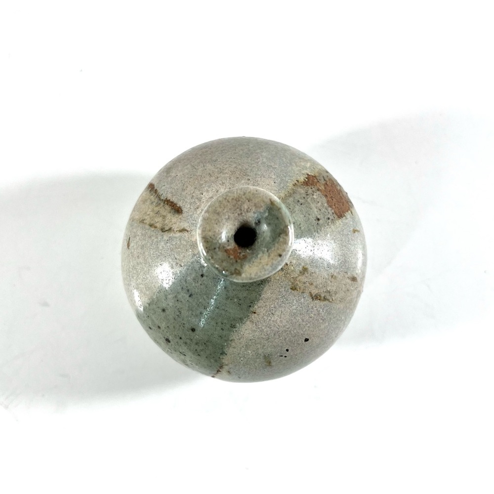 Handmade Small Vase Earth Fired - Picture 3 of 6